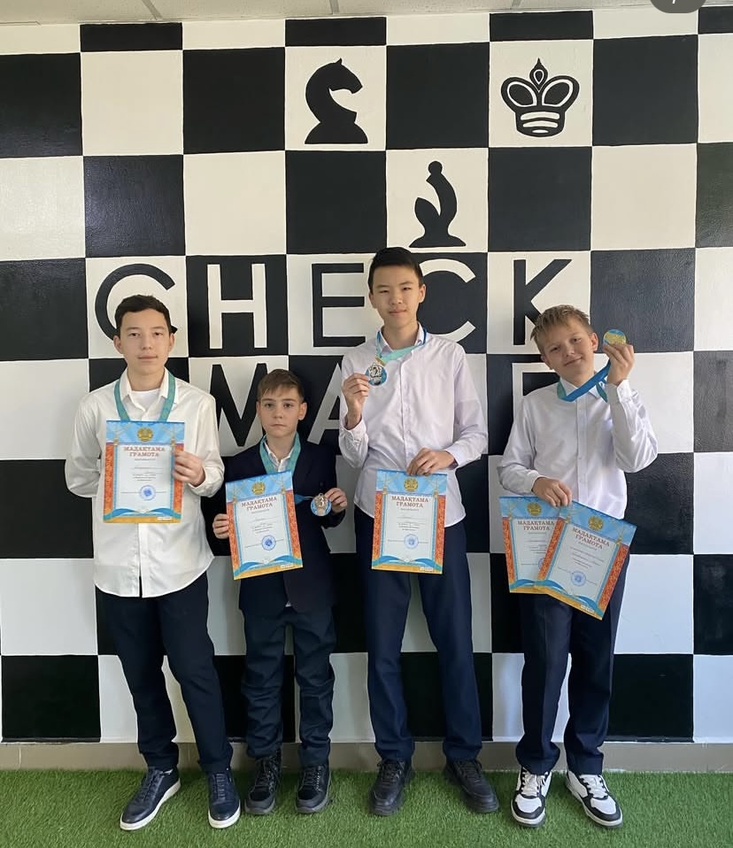 В нашей школе прошел финал по шахматной игре