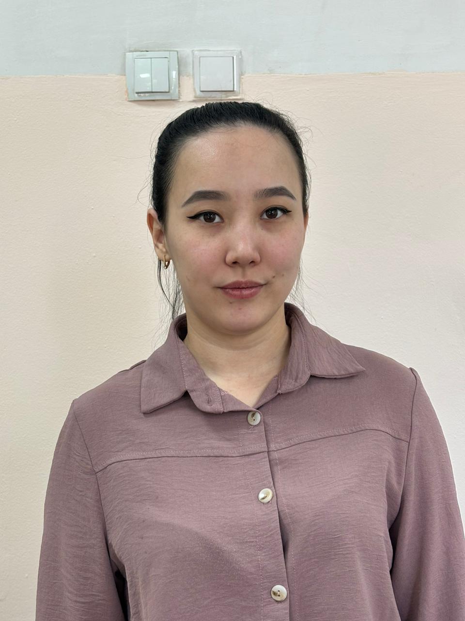 Бабаханова Камила Ермековна - учитель математики